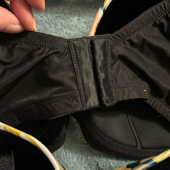 ❄️Savage X Fenty Satin Floral Bullet Underwire Bra Size 42D - Picture 3 of 9